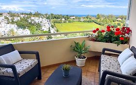 Modern Apartment With Terrace - 2 Min From The Beach